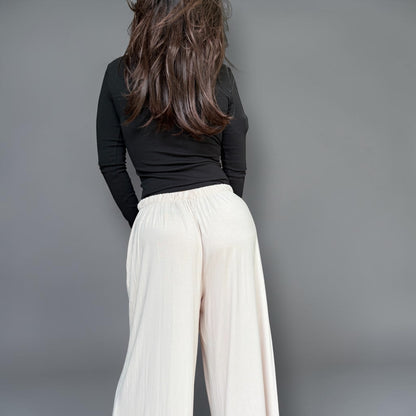 Wide Leg Pants ☀️