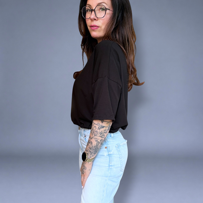 Mila Crop Shirt 🖤